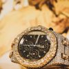 Orologi di lusso con diamanti: ecco alcuni esemplari da urlo
